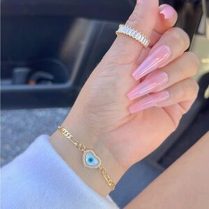 Gold Heart Evil Eye Figaro Bracelet